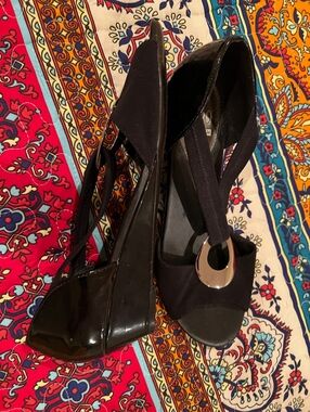 Impo Black Patent & Fabric Wedge Sandals with Silver Accent